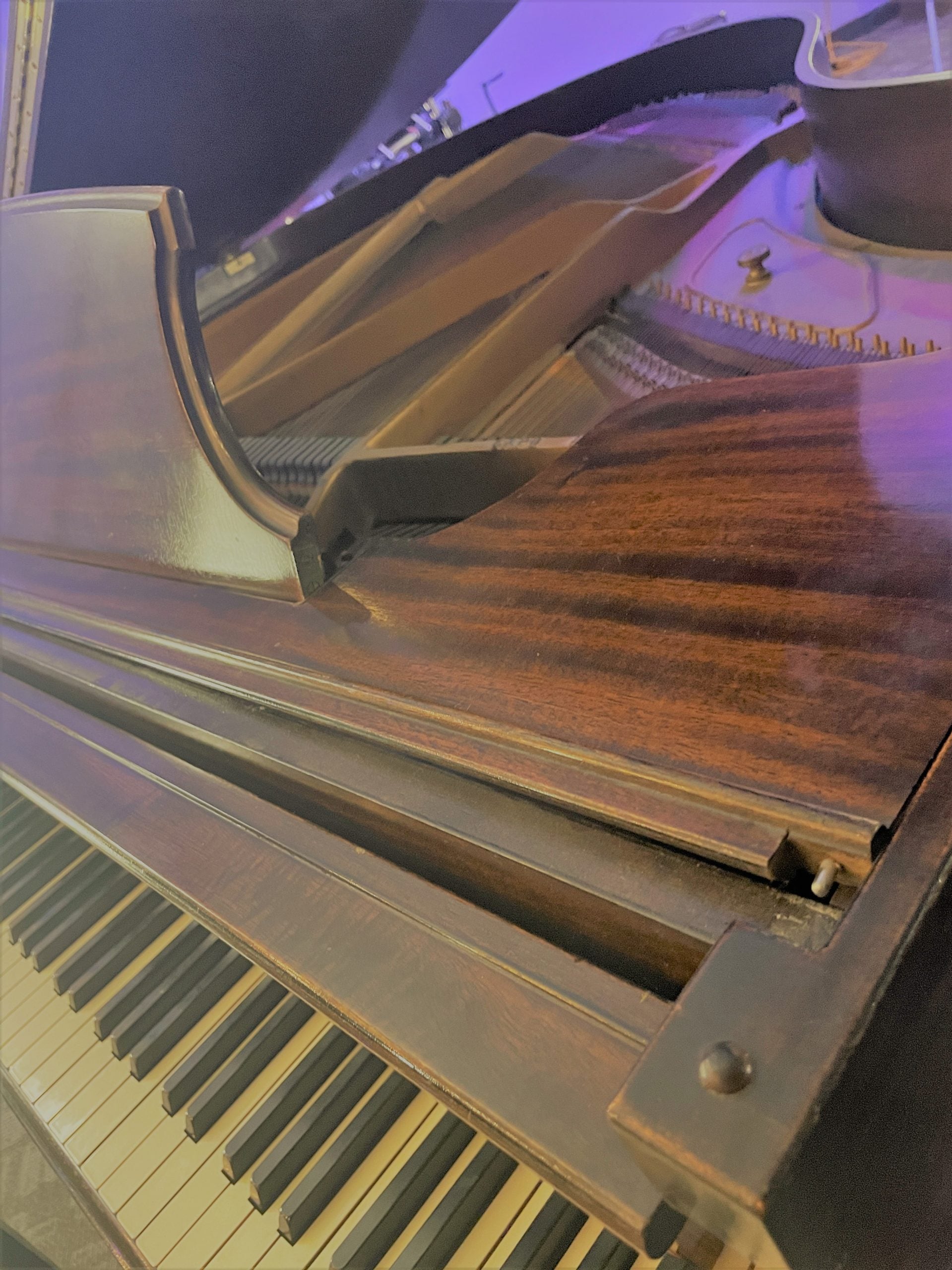 Piano lessons for kids at Silversound Guitar in Colorado Springs